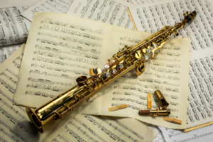 The soprano saxophone does not have the typical curved body that all other types of saxophones have.